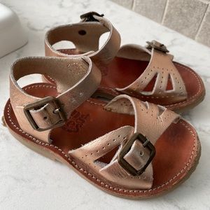 Young Soles Gold Sandals 23